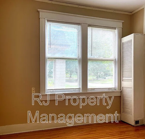 1572 Tutwiler Ave — Photo 18