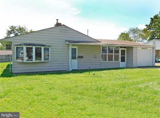 79 Bittersweet Rd, Levittown, PA 19057