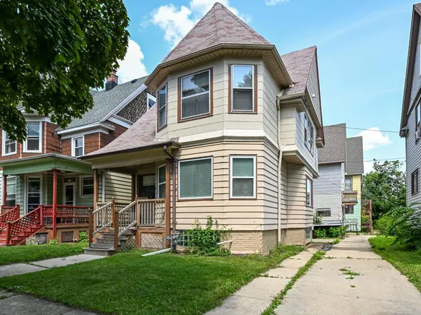 3726 West Park Hill AVENUE, Milwaukee, WI 53208