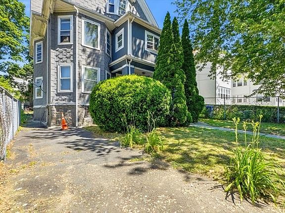 3rd image of 25 Wheatland Ave