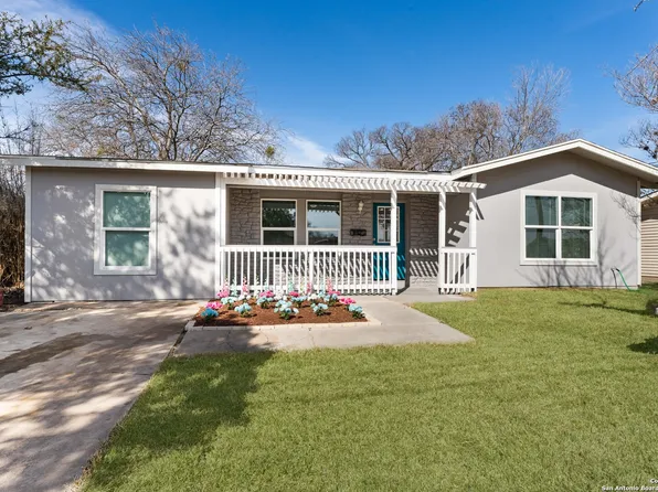 1807 CANDLELIGHT LN, San Antonio, TX 78213