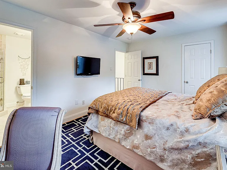 2775 Sikes Ct — Photo 18
