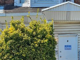 6 S 51st St, Philadelphia, PA