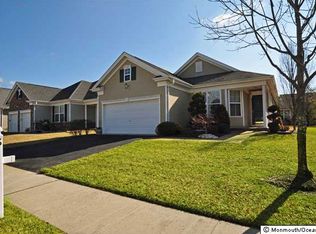 8 Woodstock Ct, Jackson, NJ