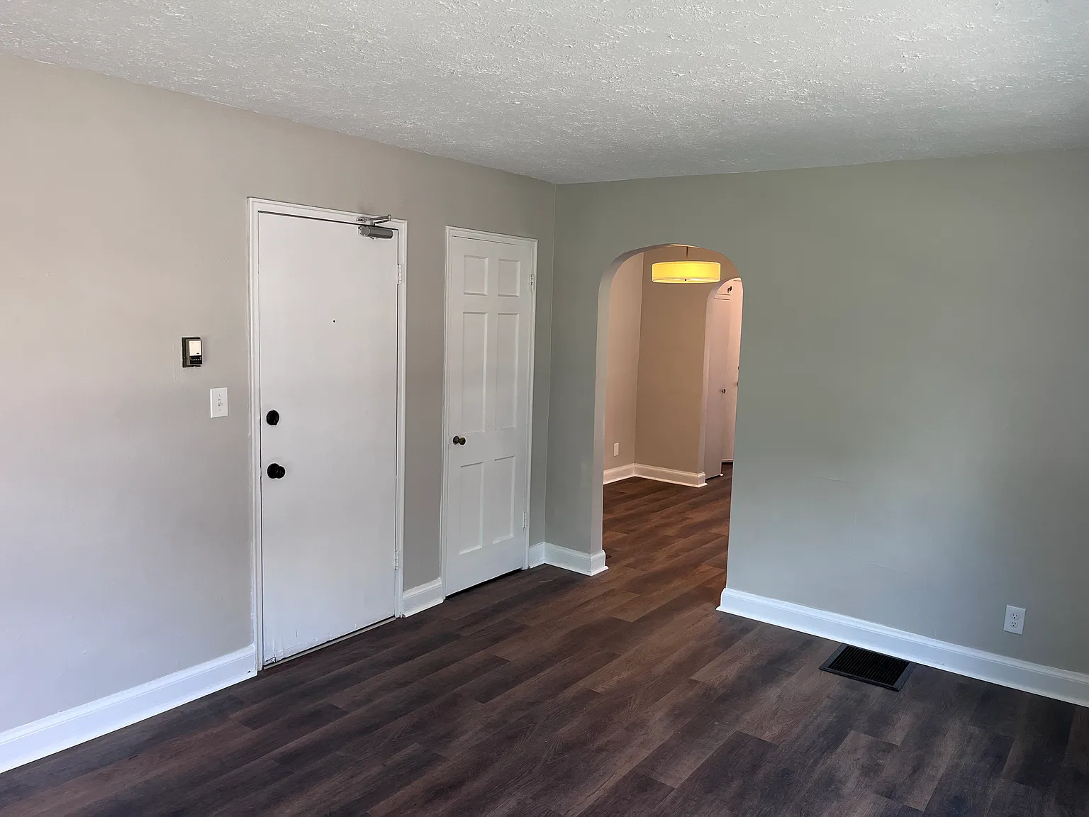 1 bed, 625 sqft, $900 — Photo 4