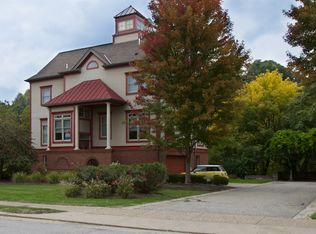 41 Waterfront Dr, Pittsburgh, PA