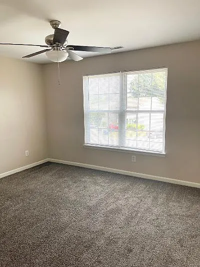 2 bed, 1.5 bath, 1008 sqft, $950 — Photo 4