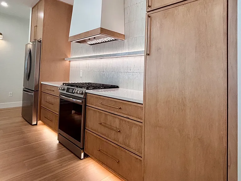 2157 Ash St — Photo 6