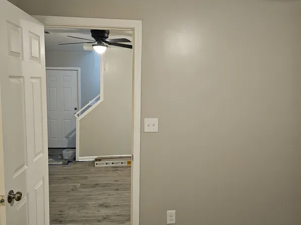 855 S 26th St, Louisville, KY