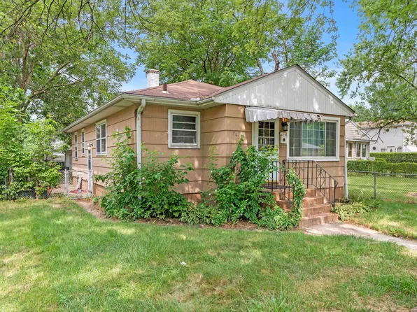 7430 Walnut Ave, Hammond, IN 46324