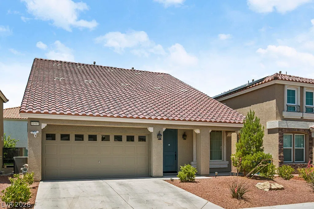 3 bed, 3.5 bath, 2655 sqft, $2,695 — Photo 3