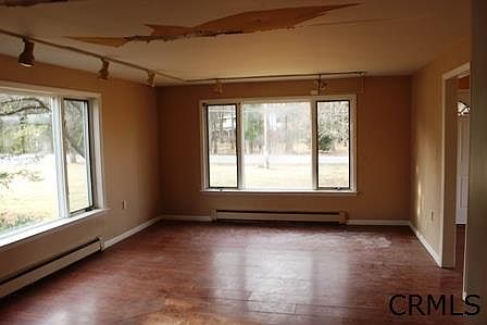 4th image of 1198 Laural Ln