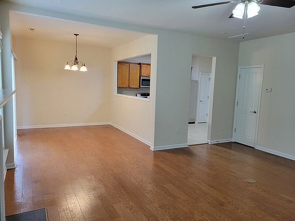 5th image of 1317 Corwith Dr