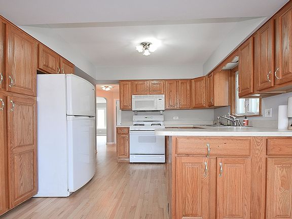 5th image of 5041 N Knight Ave