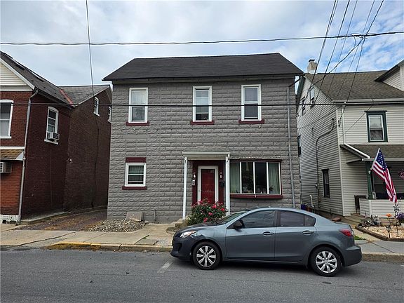 2nd image of 1356 Newport Ave