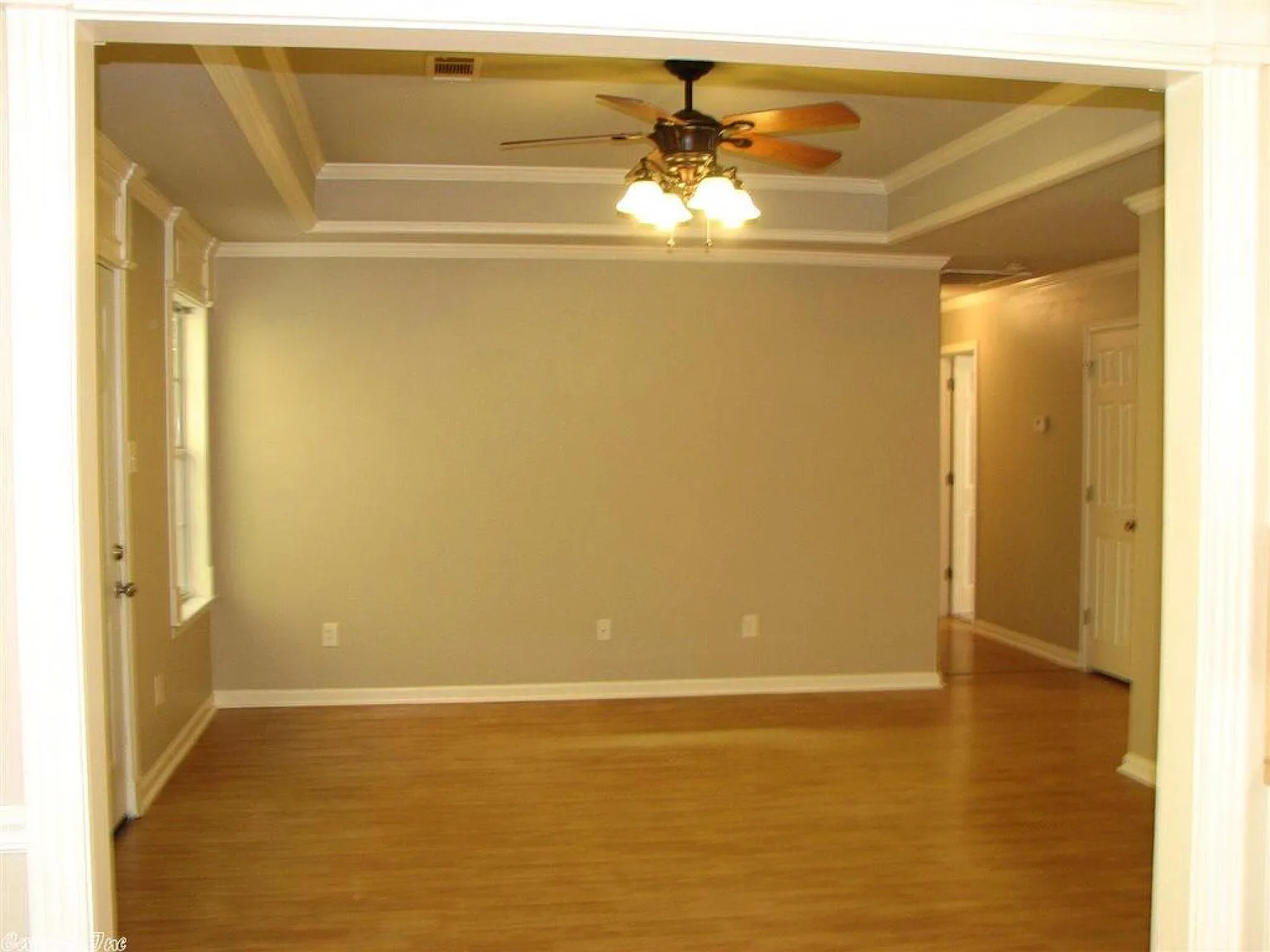 36 Stonehaven Dr — Photo 3