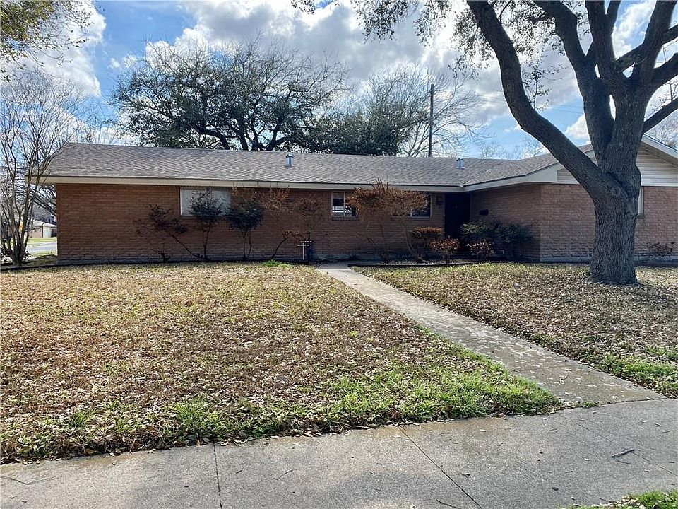 1st image of 4245 Hermosa Dr