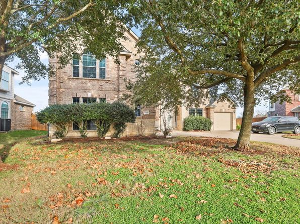 714 Celebrity Ct, Midlothian, TX 76065