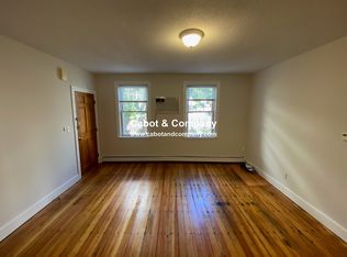 20 Roberts St APT 1, Brookline, MA 02445