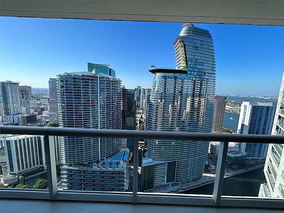 3rd image of 475 Brickell Ave APT 4912