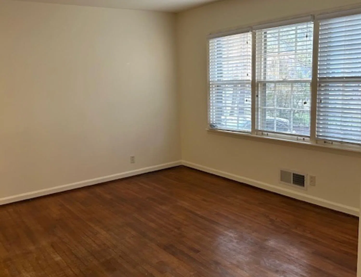 2 bed, 2.0 bath, $2,000 — Photo 2