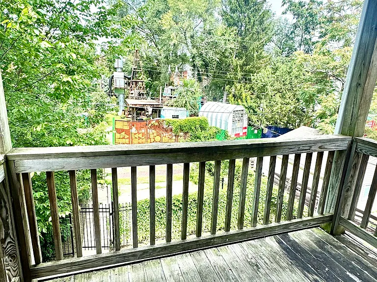 6027 McPherson Ave #2F — Photo 17