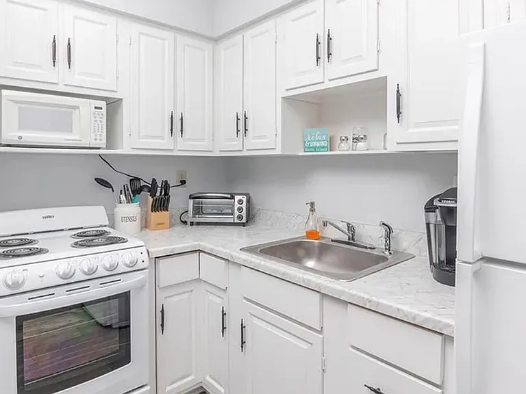190 N Collier Blvd #S1 — Photo 3