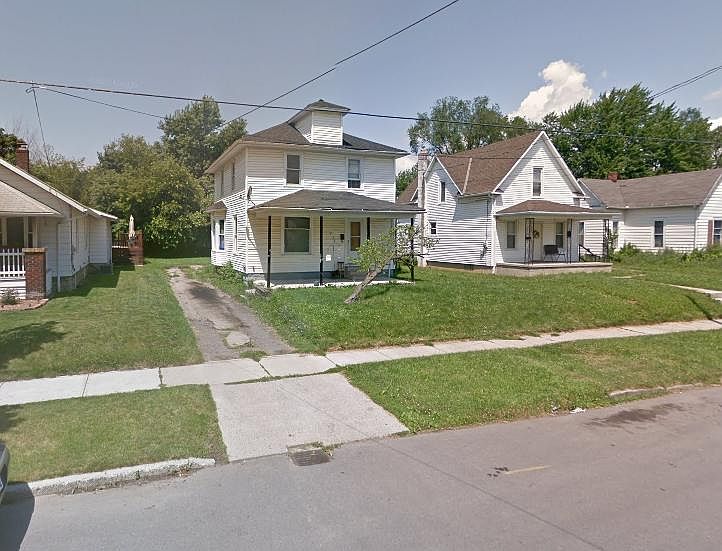 2nd image of 638 S Harrison Ave