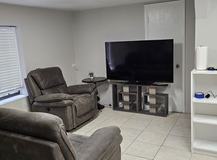 265 SW 7th St #2, Dania, FL 33004