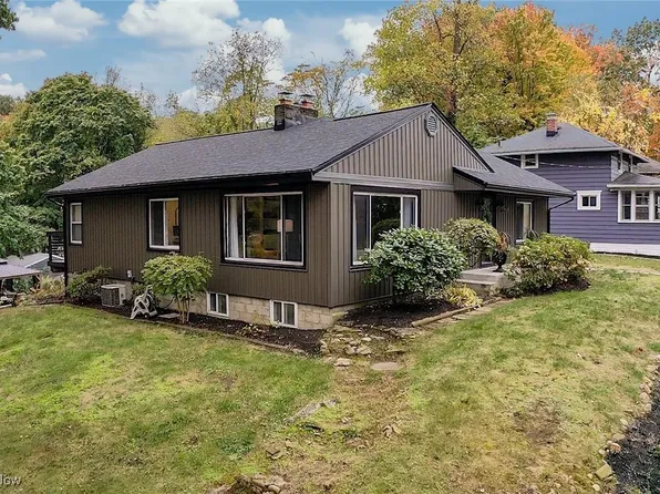 268 E Willowview Dr, Coventry Township, OH 44319