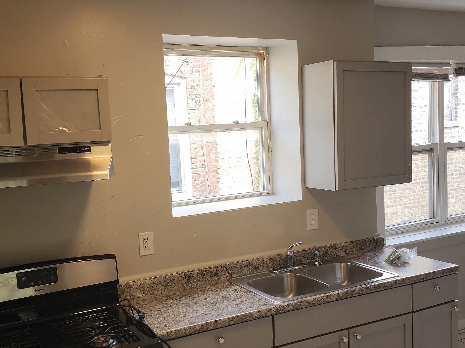 1 bed, $1,100 — Photo 4