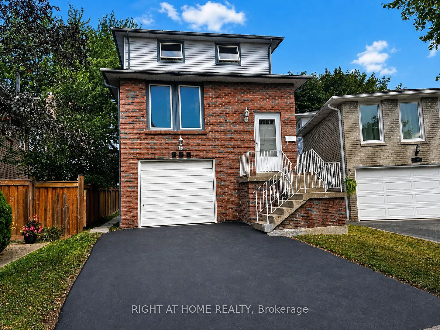 3 bed, $3,095 — Photo 1