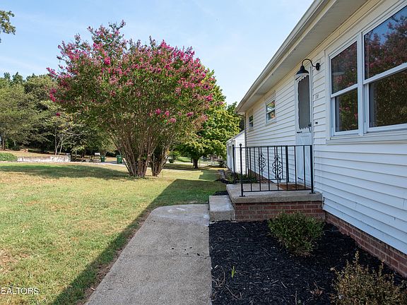 4th image of 114 Park Dr