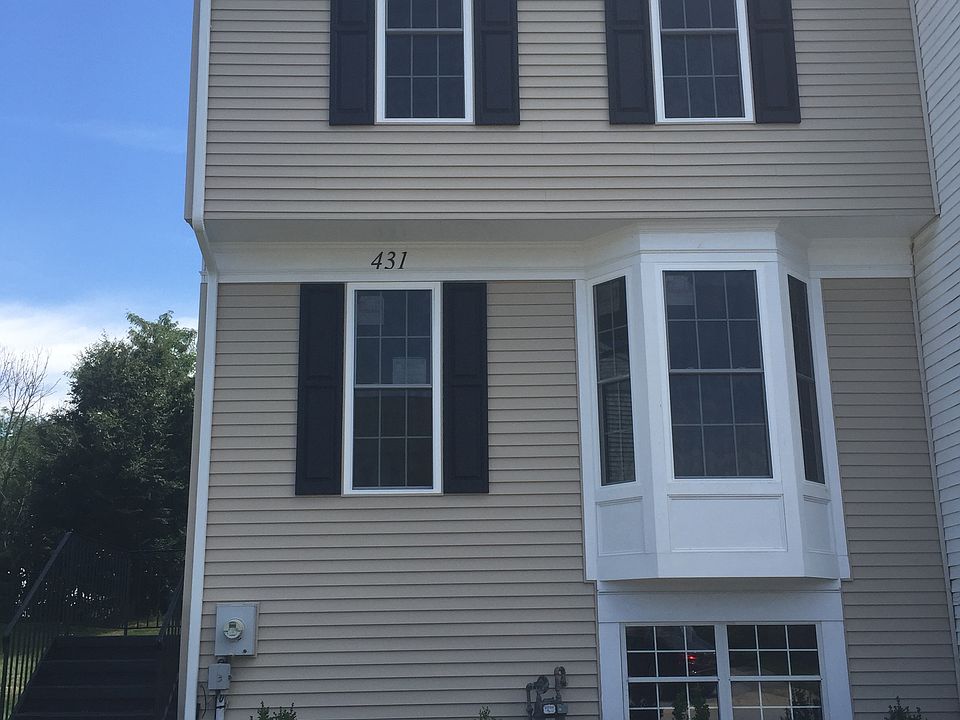 1st image of 431 Feather Dr