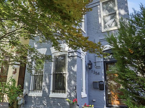 2nd image of 1254 Florida Ave NE