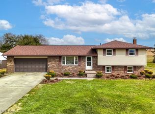 702 Eckard Rd, Dalton, OH 44618