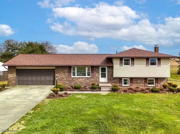 702 Eckard Rd, Dalton, OH 44618