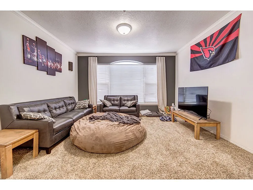 Building Photo - 51 E 600 N #208