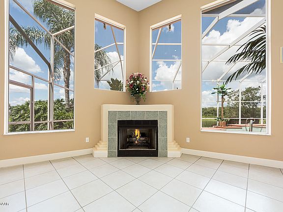 3rd image of 6104 Oxbow Bend Ln