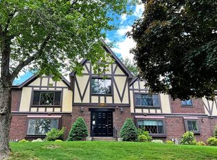 12 Royal Lake Dr APT 7, Braintree, MA 02184
