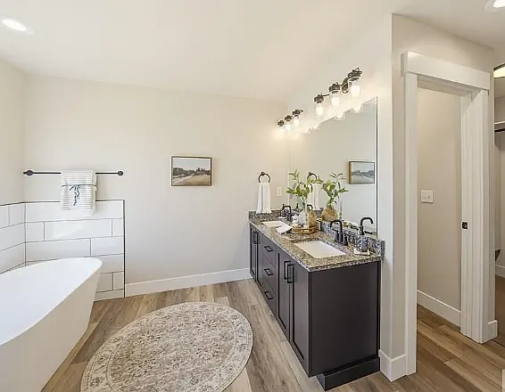 1389 Remington Trl — Photo 14