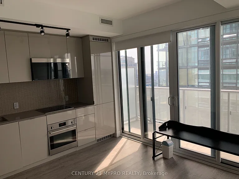 7 Grenville St #4802 — Photo 6