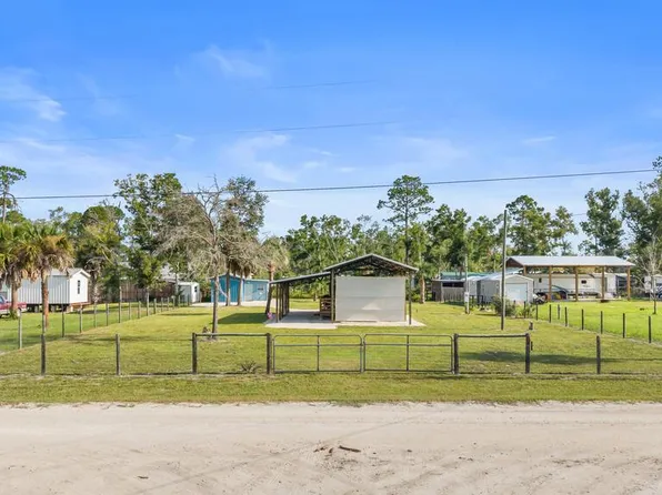 719 NE Second Ave, Steinhatchee, FL 32359