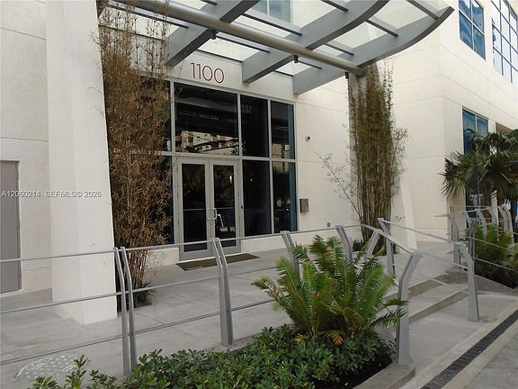 4th image of 1100 S Miami Ave #3305