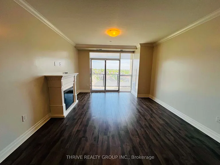 260 Villagewalk Blvd #707 — Photo 9