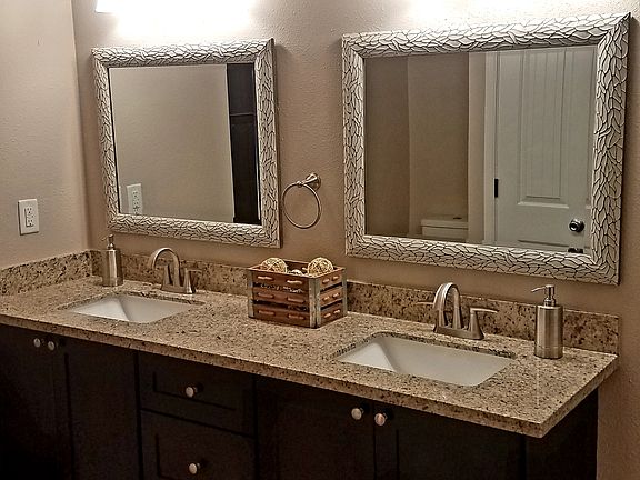 5th image of 7055 Carroll Ln