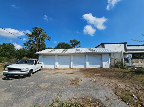 5009 Tidwell Rd, Houston, TX 77016