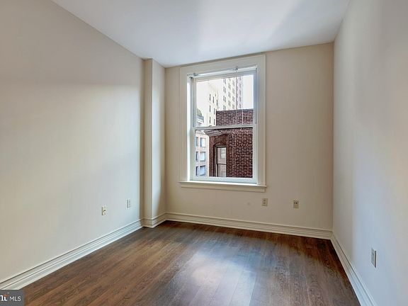 3rd image of 204 S 17th St #3H