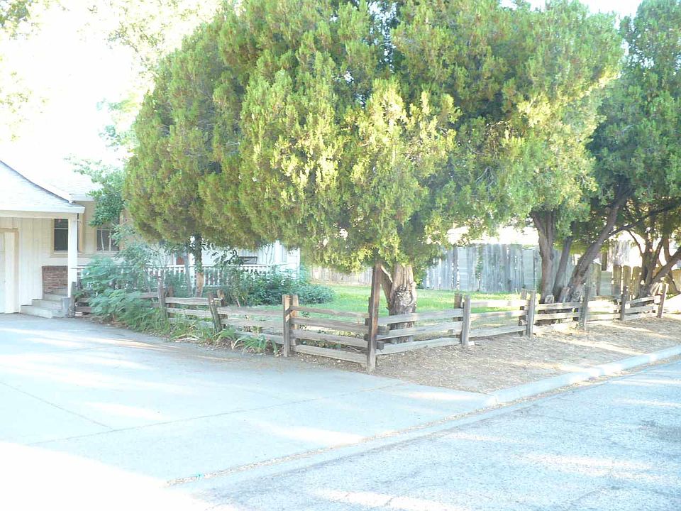 1st image of 540 Sacramento Ave