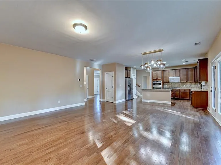 3709 Union Park Dr — Photo 23